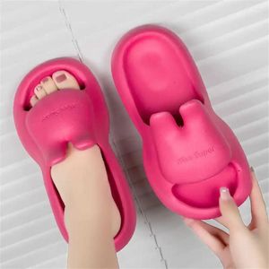 Slippers Soft Bottom Autumn Women's Sandal Trend 2024 Harden Basketball Shoes For Summer Sneakers Sports High Fashion