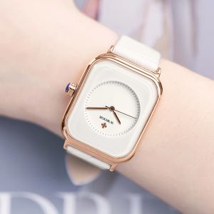 Klänningar mode kvinnor klockor 2023 wwoor vitt läder minimalistiska rektangel damer kvarts klänning armbandsur relogio feminino montre femme femme