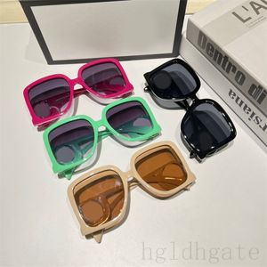 النظارات الشمسية المتضخمة النظارات الشمسية الكلاسيكية نظارات مصممة مصممة صلبة إطار ألوان مستقطبة Gafas de Sol Street Morden Rectangle Sunglasses Luxury PJ092 G4