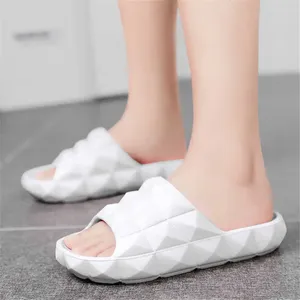 Slippers 41-42 Room Transparent Sandals House Slipperes Shoes Women's Summer Beach Sneakers Sport Models China High-end