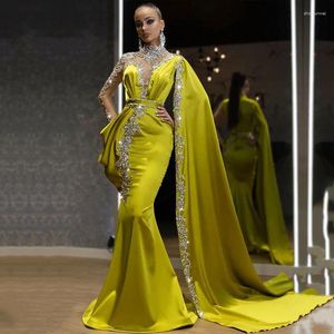 Party Dresses Eightale Gold Avondjurken Hoge Hals Kralen Strass Mermaid Prom Gown Cape Lange Mouwen Satin Arabische Dubai Jurke