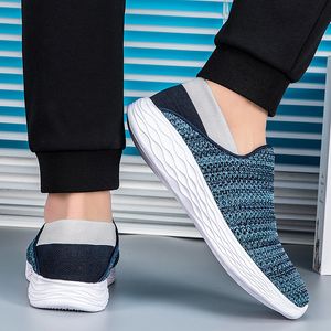 Frete Grátis Homens Mulheres Mocassins Running Shoes Soft Comfort Preto Branco Bege Cinza Vermelho Roxo Azul Verde Mens Treinadores Slip-On Sneakers GAI color61