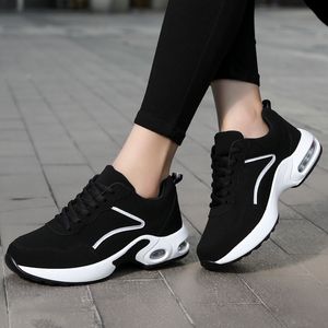 Design Sense Soft Soled Casual Walking Shoes Sports Shoes Female 2024 Nytt explosiv 100 Super Lightweight Soft Soled Sneakers Shoes-Colors-83 Storlek 35-42