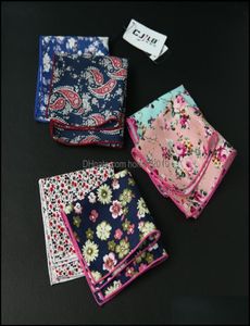 Lenço quadrado de bolso presidencial 10 peças / lote 27 cores selecionáveis coreano designer de moda masculino impressão flor cotto4623794
