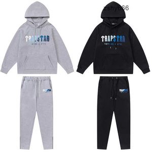 Mens Trapstar Tracksuits Men Woman Fleece Tracksuit Set Winter Hoodies Pants Piece Set Running Hoody Designer Sweatshirt Sport Joggers Sweatpants Suit Male