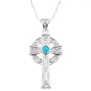 Kedjor Irish Celtic Cross Blue Opal Pendant Halsband Religiösa smycken