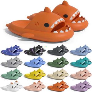 Darmowa wysyłka projektant Shark Slides Sandał Gai Slipper dla mężczyzn dla mężczyzn Sandały Sandały Slajd pantoufle muły męskie Kappy Women Trenery Sandles Color114