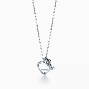 Women Designer Halsband Classic S925 Sterling Silver Single Heart Pendant Drop Lim With Key Gold Plated Love Necklace