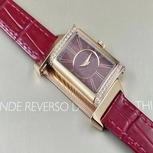 Nyaste små 23x39mm kvinnor tittar på Reverso Ultra Thin Lovers gifter sig med rostfritt stål Vintage Lady Edition Quartz High Quality Girl Wat240R