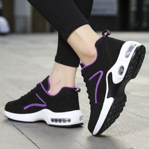 Casual Design Walking Sense Sports Female 2024 Nytt explosivt 100 Super Lightweight Soled Sneakers Shoes Colors-119 Storlek 35-42 825