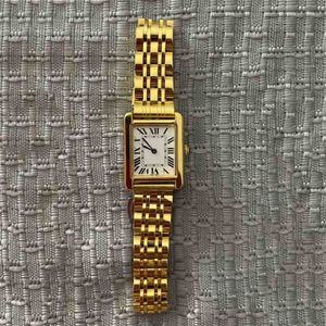 56% zniżki zegarek klasyczne kobiety mężczyźni mody kwarcowy czołg kwadratowy złote srebrne męskie Montre de lukse Business 31*25 mm Trend C62