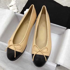 СКИДКА 30% Спортивная обувь 2024 Xiaoxiangfeng Black Gold Single Shoe Женские осенние новые стильные балетки на плоской подошве с галстуком-бабочкой Удобные туфли-ковши с мягкой подошвой