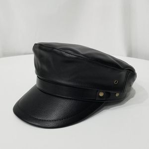 Autumn And Winter Ladies Flat Top PU Leather Caps Black Hat Fashion Men's Hats Warm Thick Cap Bone Navy Wide Brim276Q