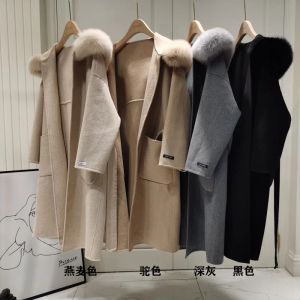 Pelliccia Cappotto in lana con cappuccio stile più lungo con collo in vera pelliccia di volpe cappotti invernali caldi in cashmere da donna mantello con fascia oversize