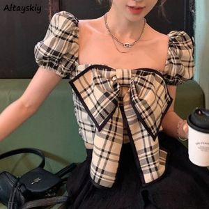 Bluzka w kratę bluzki kobiety y2K Summer Cute Bow Design Vintage Crop Tops College Blusas Mujer Puff Sleeve Slim Fashion Korean Basic Club