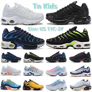 TN enfant Tn Plus scarpe per bambini Designer Athletic Bambini Outdoor Sneaker Triple Bianco Nero Oro Rosso Laser Blu Bambino ragazze ragazzi bambino Allenatore bambino Sport