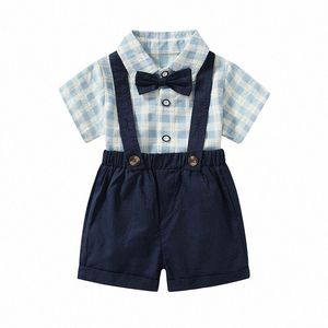 Babykläder set Summer Set småbarn kläder pojke träningsdräkt söt vinter t -shirt och byxor 2 st sport kostym mode barn flickor kläder 56bj#