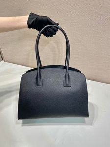 Tasarımcı çanta marka çanta kadınları gerçek deri totes küçük boyut 36cm büyük 39cm kahverengi siyah koyu mavi 3colors hızlı teslimat