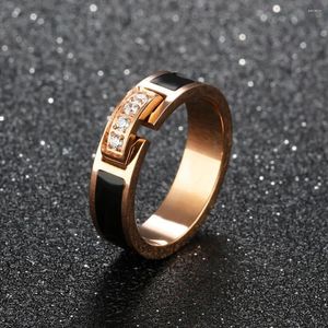 Cluster Ringe ZooMango Edelstahl Hochzeit für Frauen Rose Gold Farbe Zirkonia Kristall Weibliche Engagement Schmuck ZR19103