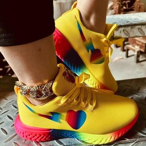 Повседневная обувь Love Women Fashion Sport 2024 Женские элегантные дышащие кроссовки на шнуровке на вулканизированной платформе для