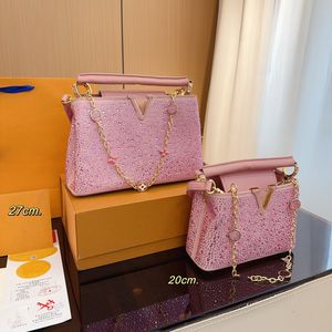 Capuchines Borsa a mano con diamante acqua da donna di lusso Borsa a tracolla femminile di design in pelle di alta qualità Borsa a tracolla Borsa a tracolla con decorazione a catena mono fiore Capuchines Borsa da donna