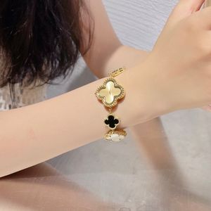 Alhambra Armbanduhr mit vierblättrigem Kleeblatt für Damen, 27 mm, T0P-Qualität, mit Box, Quarzwerk, Damenuhr, natürliche Achatschale, vergoldet, Premium-Geschenk 005B