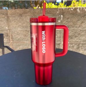 Copo de 40 onças vermelho de férias de inverno com tampa de alça Cosmo rosa à prova de vazamento de silicone bota de palha tampa de viagem caneca de café de aço inoxidável garrafa de água copo isolado I0305