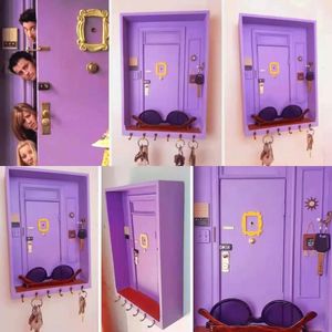 Purple Door Friends Nyckelhållare Träbox Hanging Key Wood Hanger Storage Rack Organizer Helf Home Wall Decor Crafts Gift 240222