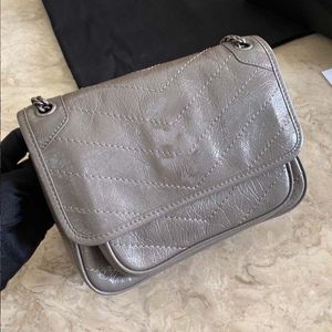 10A High Quality Designer Bag Women's Luxury Handbag Crossbody Bag Women's Classic Travel Bag Multi color Optional Wallet 01