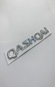 3D Letters Emblem Badge Car Tailgate Sticker för Nissan Qashqai Logo Chrome Silver Bakre typskylt Deca3016860