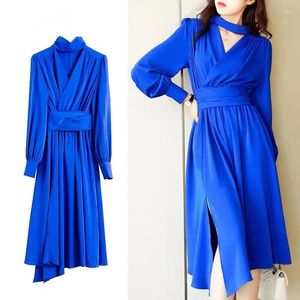 Lässige Kleider 2024 Frühlingsblau unregelmäßige Midi -Kleider Mode Frauen stehen Kragen Laternenhülle Schnüre -up -Büro Damen High Taille Vestidos