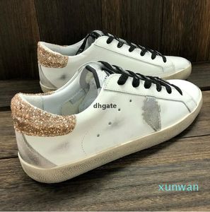 Super estrela tênis feminino sapatos de moda lantejoulas itália clássico branco do-velho sujo designer homem sapato casual sil sneaker goldens