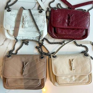 Omuz Çantaları Koltuk Pochette Lady Cüzdanlar Messenger Luxurys Cross Vücut Deri Vintage Toolar Tasarımcı Üst Saplama Çantaları Kadınlar Kapiteli Yaz Seyahat Çantaları 2024