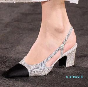 Дизайнерские модельные туфли Модельерские сандалии со стразами и цветными босоножками на толстом каблуке с квадратными пальцами Сандалии на высоком каблуке 6,5 см из овчины Женская обувь