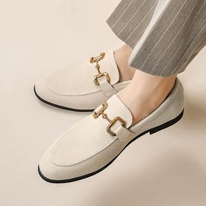 남자 베이지 스웨이드 캐주얼 로퍼 신발 검은 통기성 슬립 온 플록 남자 드레스 즈 zapatos de hombre men shoes