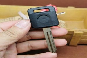 Oklippt blad tomt transponder tändningsnyckel skalfodral täcker inget chip för Nissan 350Z Maxima Pathfinder Altima Sentra6138369