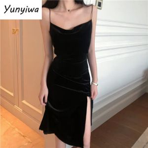 Dress New 2021 Vintage Women Dress Spaghetti Strap Slit Velvet Black Dress Sexy Bodycon Bandage Dress Midi Party Dress Verano Vestidos