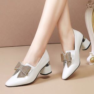 Pumps Women Patent Leather Dress Shoes High Heels White Wedding Shoes Bridal Bling Bow Pumps Slip on Ladies Shoes Spring Autumn 9352 N