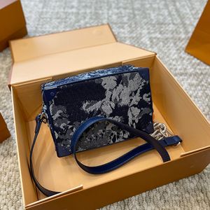 Dżinsowa torba designerska torba bagażowa torba łańcuchowa szkolak portretyczny torebka moda kwiat torby krzyżowe kwadratowe torebki srebrne sprzętowe zamek błyskawiczne torby