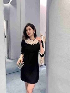 Designer Shenzhen Nanyou High End Miu Home Tidig Autumn New Ruffle Edge Lace Collar Decorative Midje Slim Black Kjol XJT0