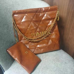 Frauen luxuriöser Einkaufstasche Kette Designer Handtasche Neue Öl Wachs Leder -Klingeltasche große Kapazität Mode klassische Kette Single Schultermüllsack