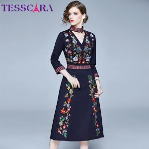 UBieraj się Tesscara Women Autumn Luxury Hafdery Dress Femal Designer Vintage Cocktail Party Srain