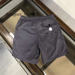 Monclair Shorts Mens Summer Man Fashion Shorts Monclair Shorts عرضية Pant Monclair T Shirt الحروف الكلاسيكية سراويل سراويل تجف جافة سريعة 9573