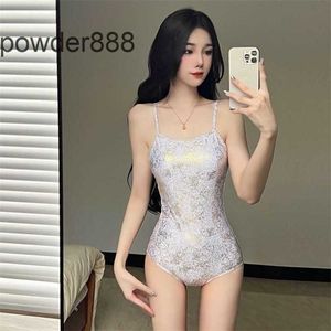 New Korean Instagram Style Glittering Belly Covering Temperament One Piece Swimsuit for Womens Beach Hot Spring Vacation Professional Swimwear