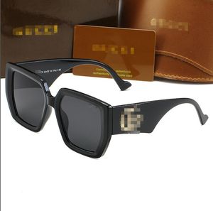 Men Women Designer Sunglasses Fashion Classic Eyeglasses Goggle Outdoor Beach gg Sun Glasses For Man Woman Optional 885