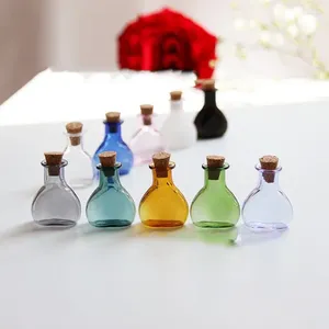 Flaskor 5/10/30/50/100st mini glas tomma provburkar som önskar flaskförvaringsflaskor DIY -hängen Cork Stopper Hemdekoration