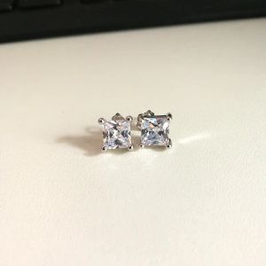 Top Shining 18K Platinum Plated Square Zircon Stud Earring Ear Bone Nail Women Men No Fading No Allergies