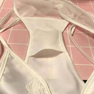 Mutandine da donna Donna Sexy Pizzo Ghiaccio Seta Olio Lucido Fiocco Vita bassa Senza cuciture Sottile Slip in morbido raso Stile francese Ricamo Mutandine