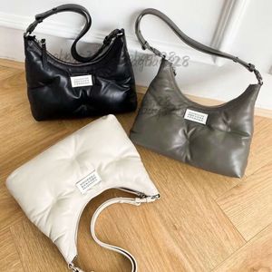 أكياس الكتف 2024 Margiela Lambskin Clutch Bag مصمم جلدي مصمم نساء عبر الجسم أكياس الكتف