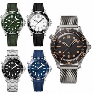 Luxury Watch Mechanical Watches Mens Automatiska klockor för män Designer Lysande rörelse Kvinnor 300 42mm H24H#